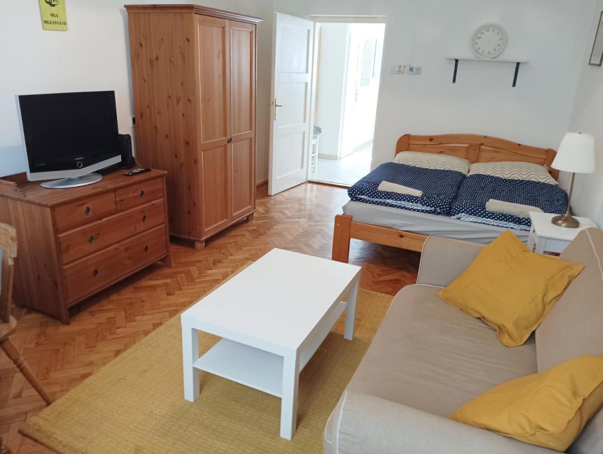 Sarahome2 Szeged Extérieur photo